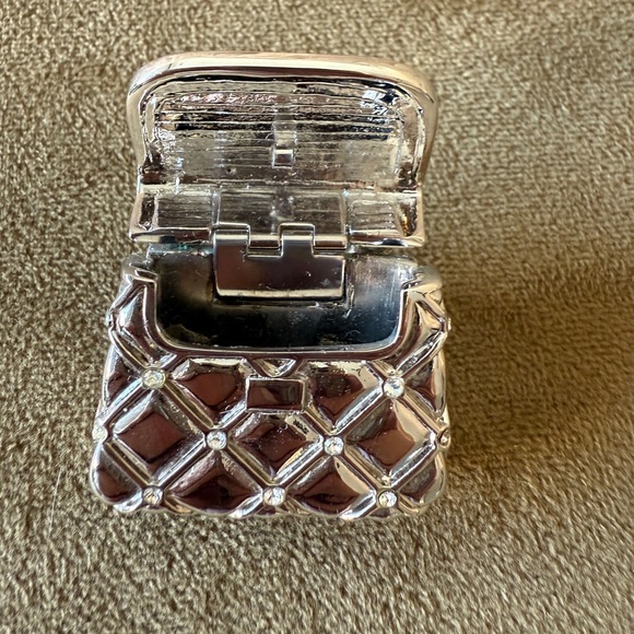 St John Vintage Silver Toned/Rhinestone Quilted Purse Brooch Very Good Condition - Picture 2 of 8